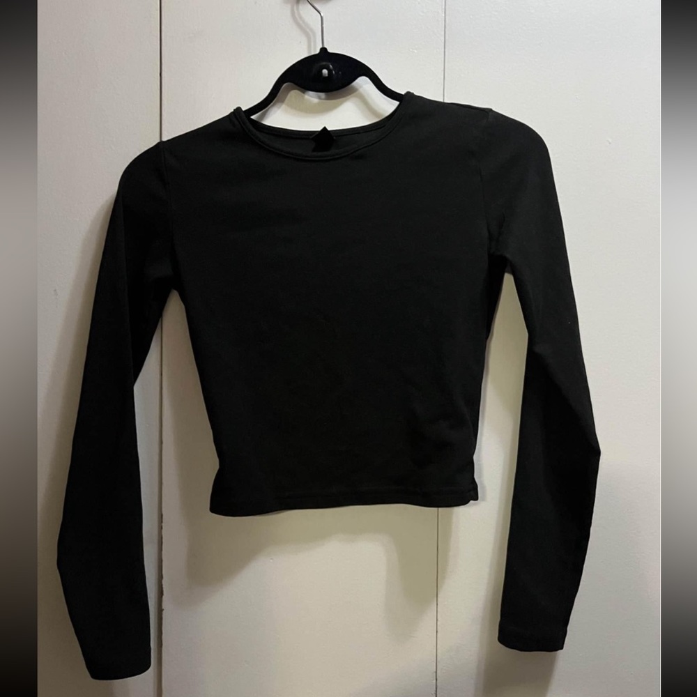 Black Longsleeve Top